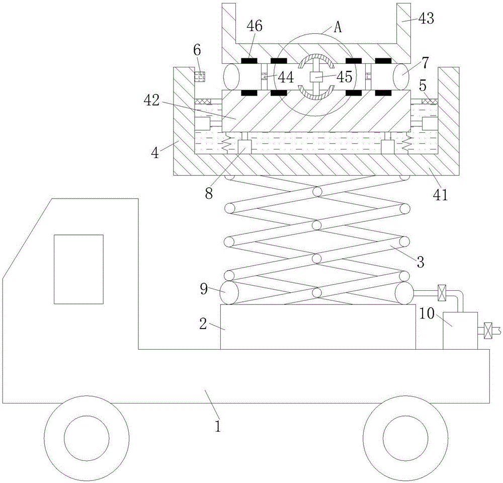 一种适用于陡坡的高空作业平台